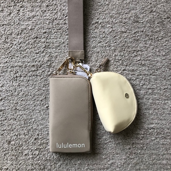 lululemon athletica Handbags - LULULEMON- Dual Pouch Wristlet Wallet.